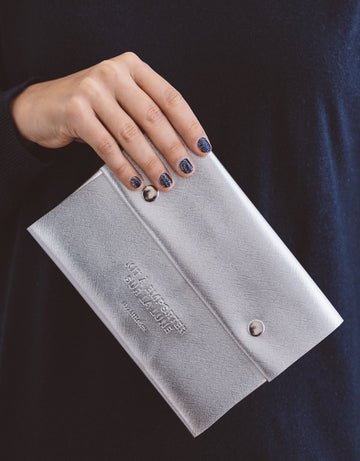 Pochette argentée