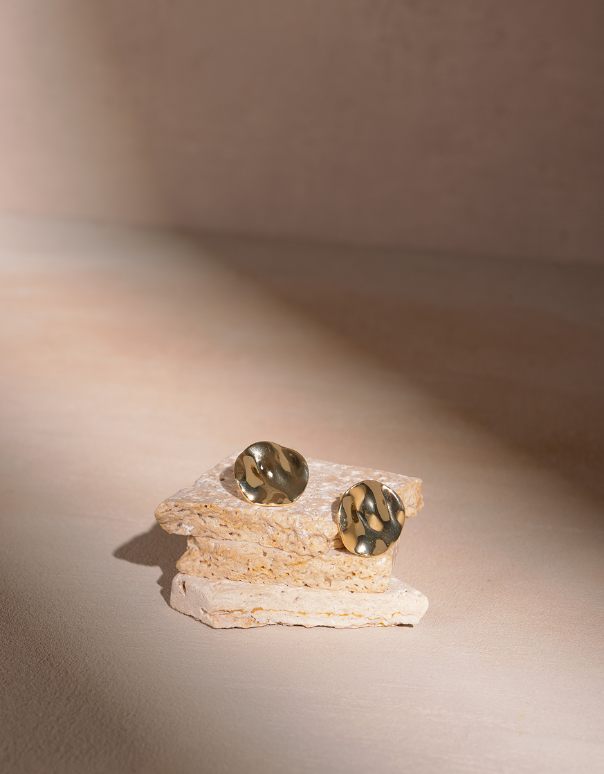 Boucles d'oreilles rondes dorées