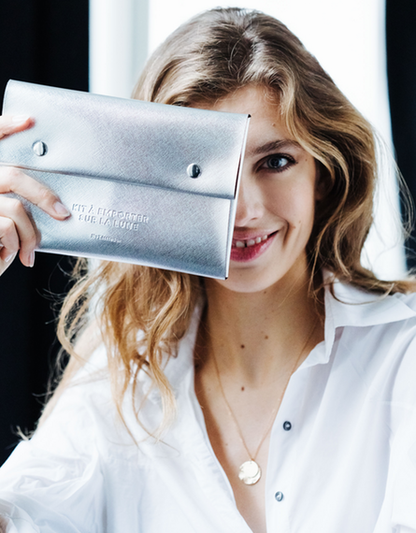 Pochette argentée